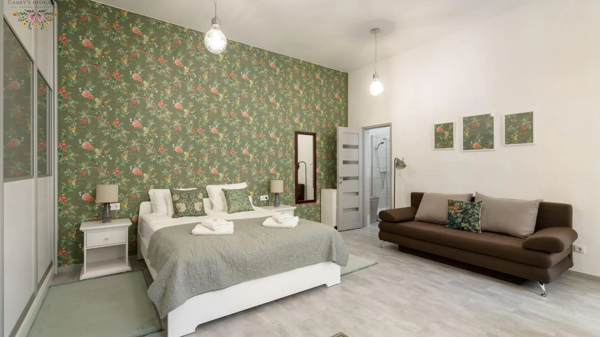 Gabby'S Hideaway Central Budapest